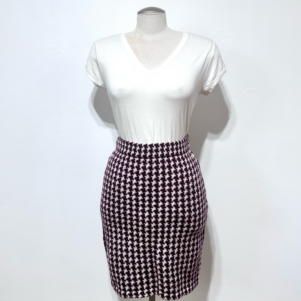 Warm Maroon Houndstooth Stretchable Knitted Skirt Small